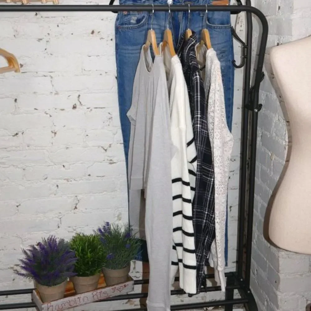 ๐
บ๐ฅ Aero Mom Jeans pre-styled LOT ๐ฅ - Picture 1 of 11